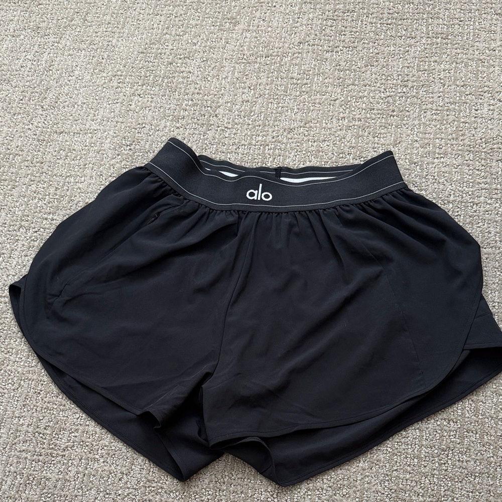 ALO Yoga Women's Athletic Black Shorts